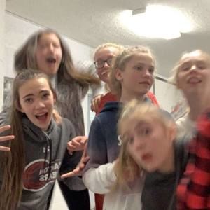 Meet your Posher, Clara